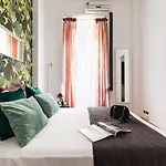 Urban Jungle Apartment Bilocale Monti
